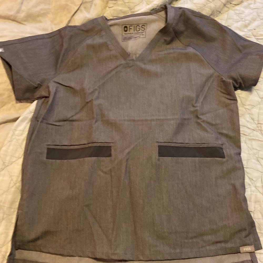 Figs graphite limited edition two pocket top xs